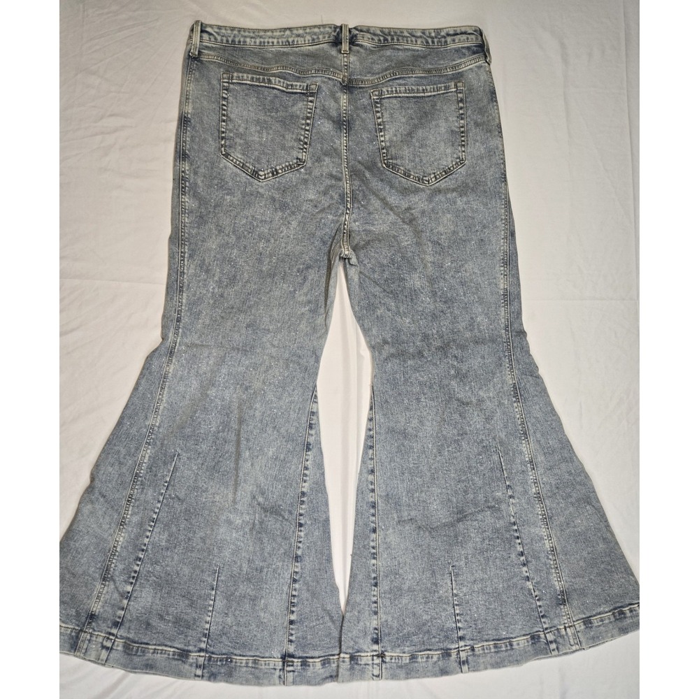 Festi Sky High Super Flare Jeans w/ Glitter Torrid Size 22S Bellbottom Festival - Picture 3 of 12